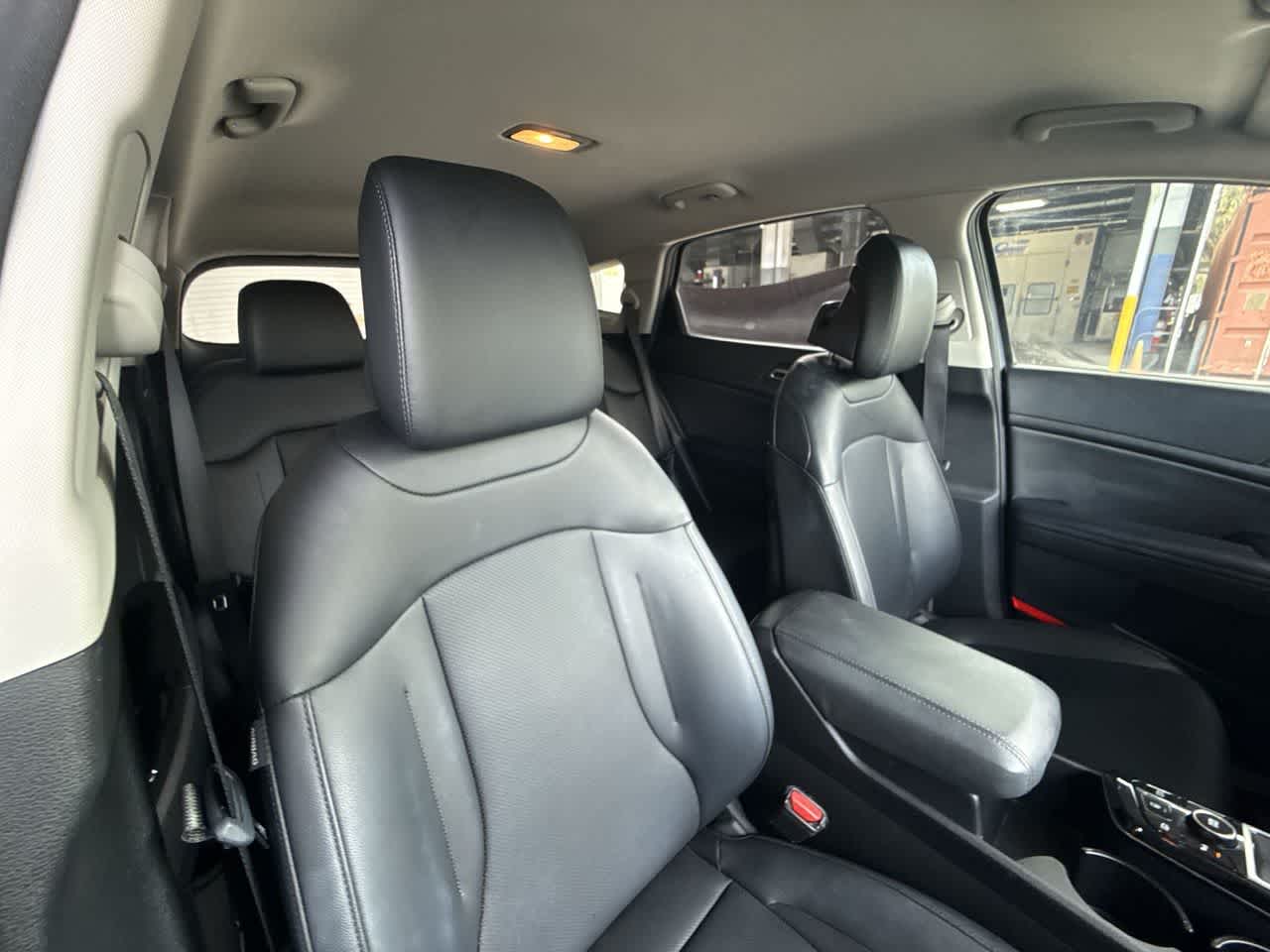 Thumbnail: 2023 Kia Sportage - 27