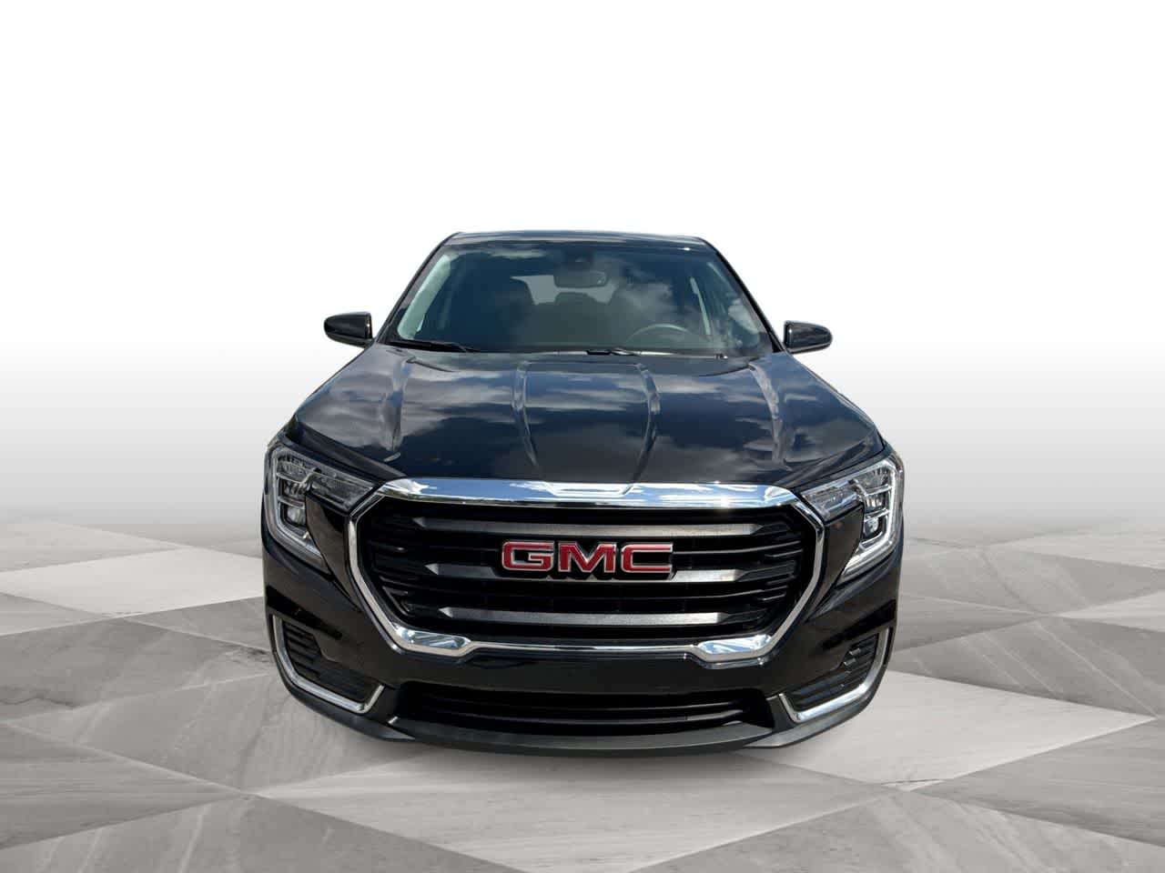Thumbnail: 2024 GMC Terrain - 3