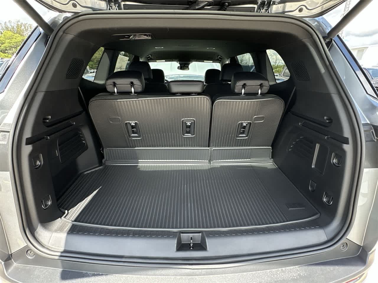 Thumbnail: 2026 Buick Enclave - 25