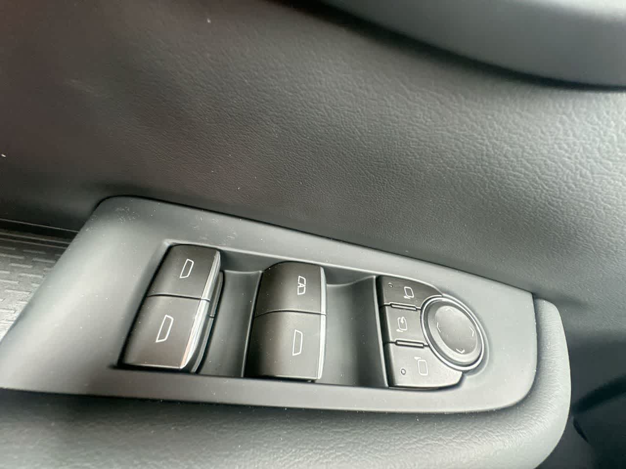 Thumbnail: 2026 Buick Enclave - 17