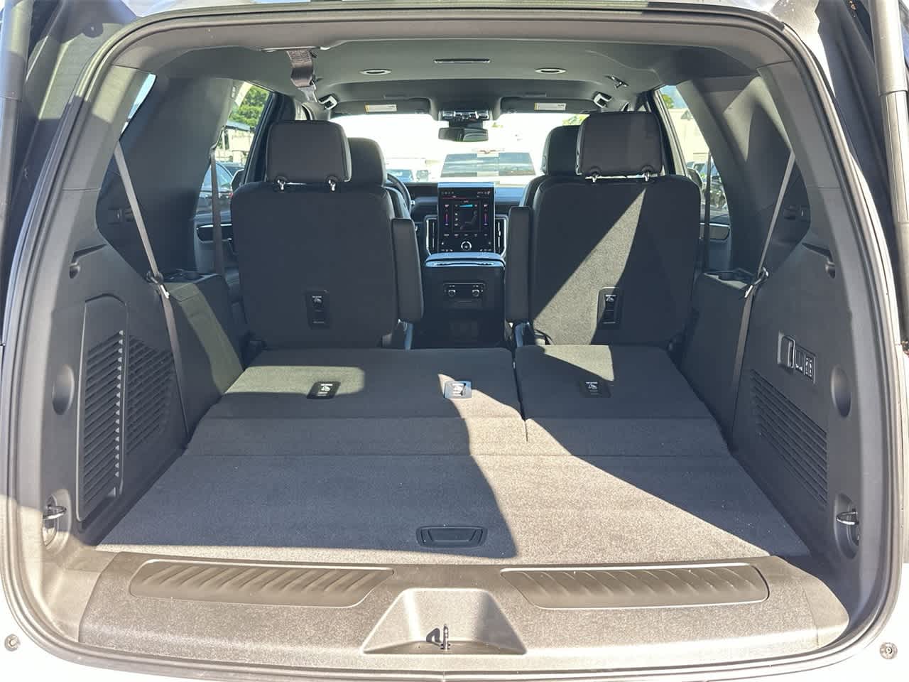 Thumbnail: 2026 GMC Yukon - 25