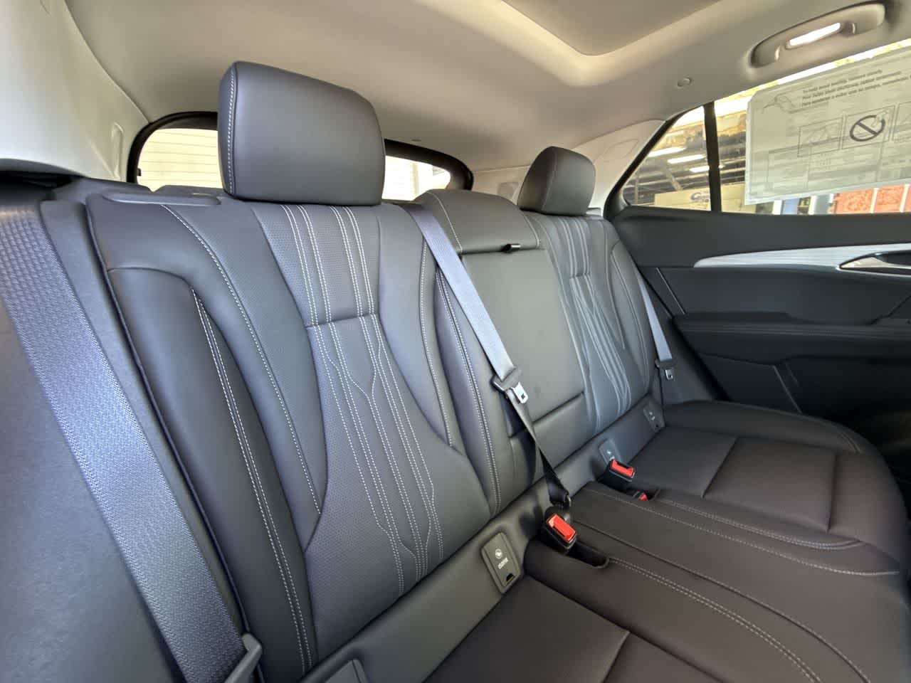 Thumbnail: 2025 Buick Envision - 26