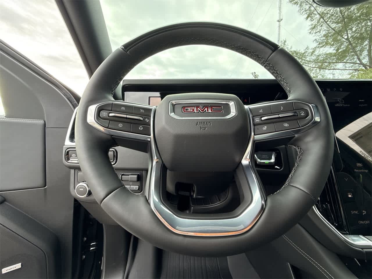 Thumbnail: 2026 GMC Yukon - 15