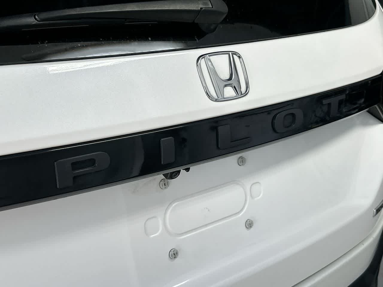Thumbnail: 2025 Honda Pilot - 10