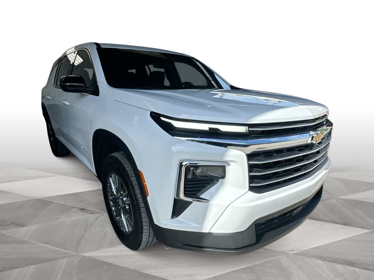 Thumbnail: 2025 Chevrolet Traverse - 2