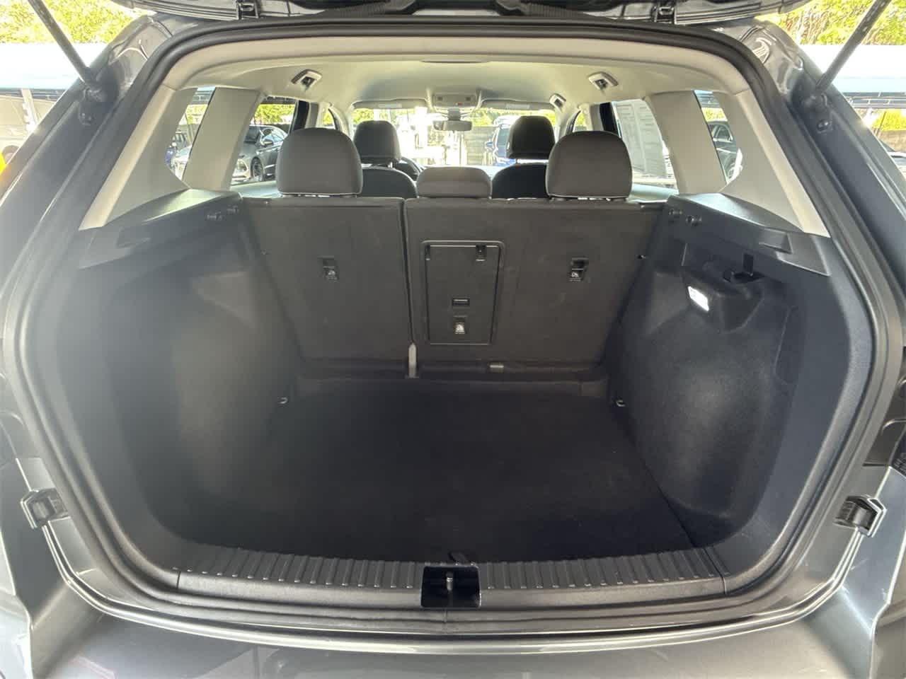 Thumbnail: 2024 Volkswagen Taos - 25