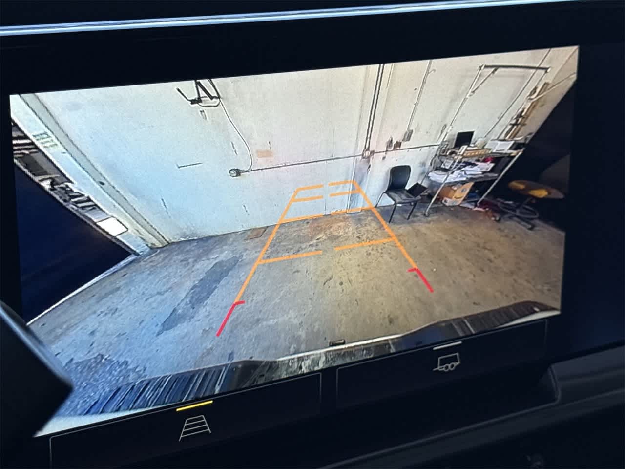 Thumbnail: 2025 Chevrolet Silverado 2500 - 19