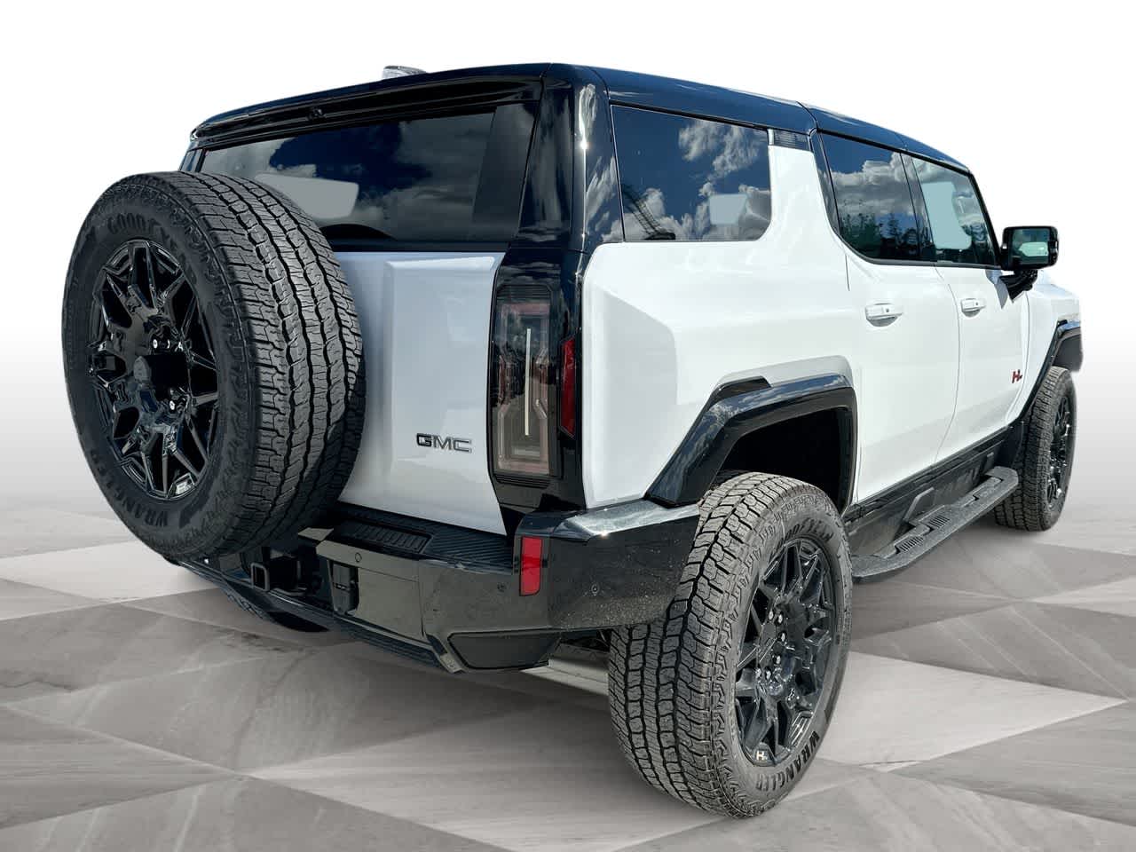 Thumbnail: 2026 GMC Hummer EV - 8