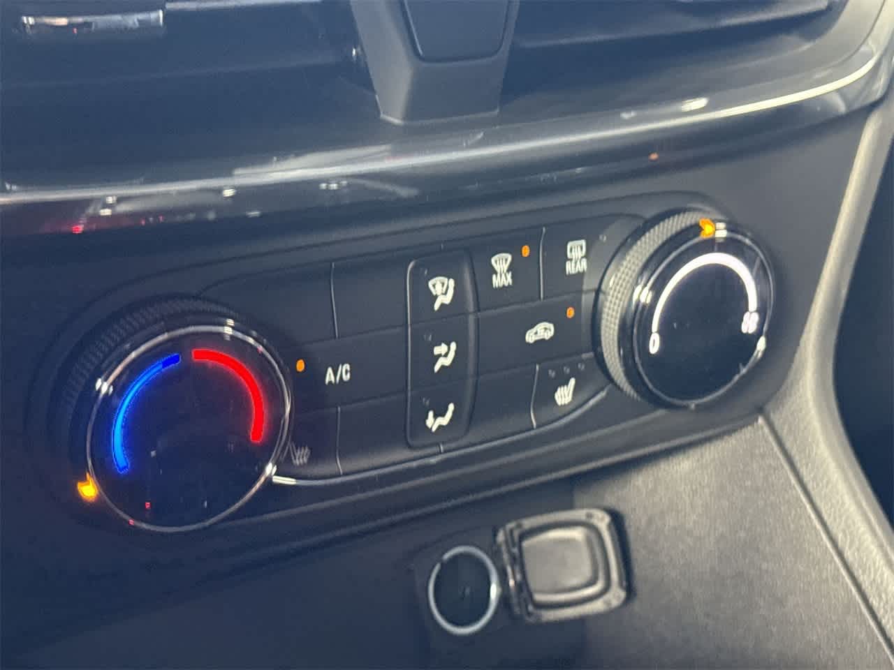 Thumbnail: 2026 Buick Encore GX - 20