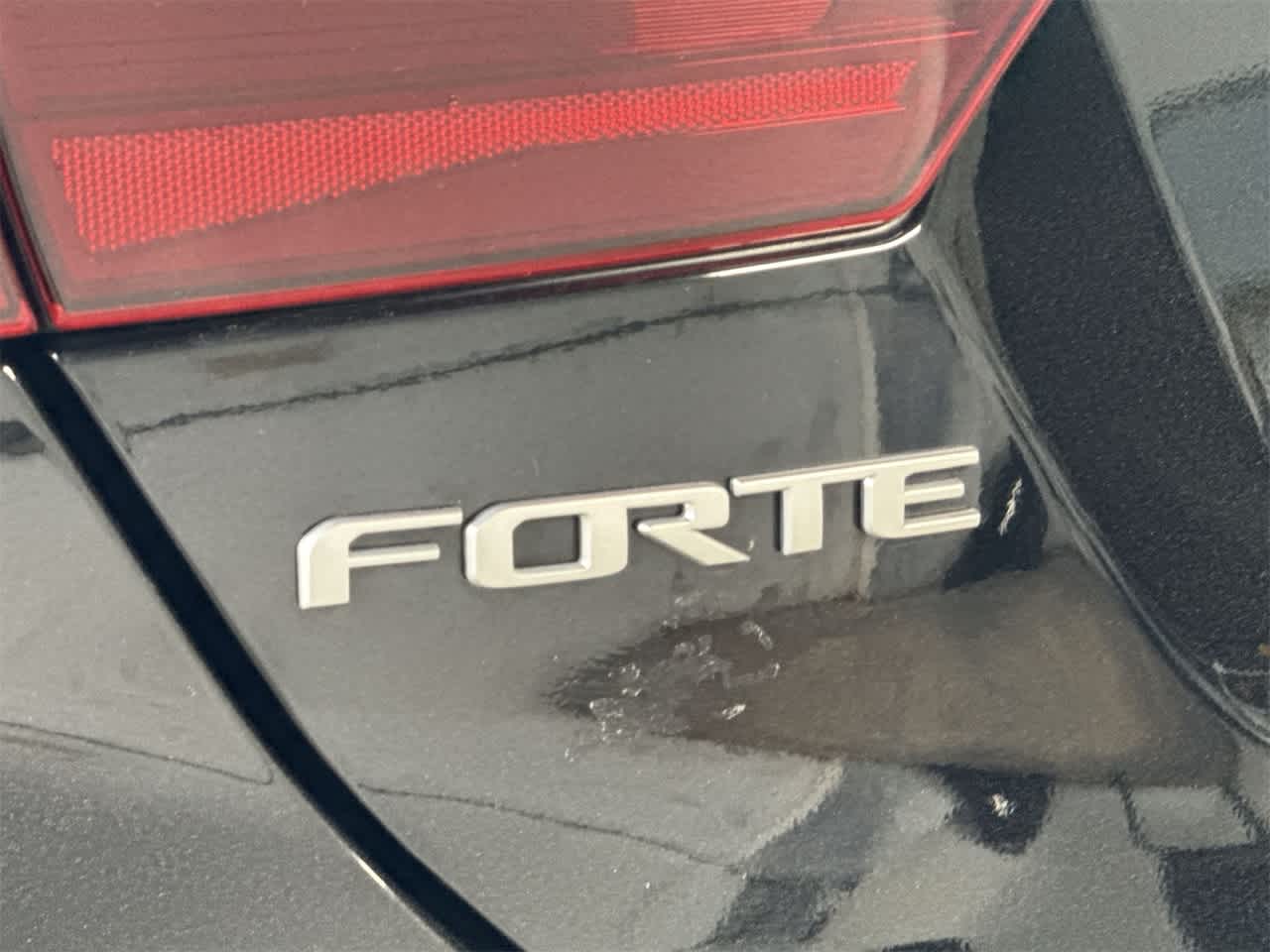 Thumbnail: 2023 Kia Forte - 10