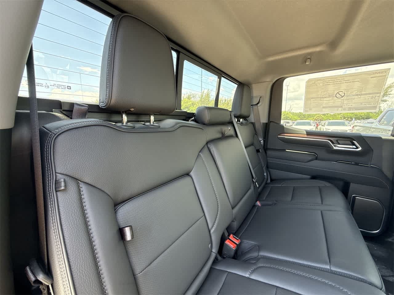 Thumbnail: 2025 GMC Sierra 1500 - 26