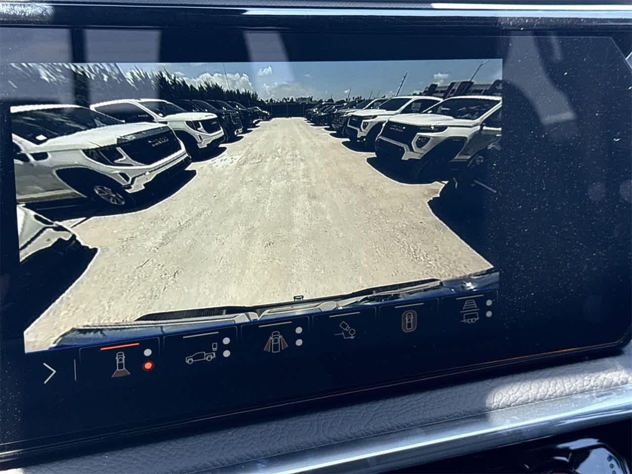 Thumbnail: 2025 GMC Sierra 1500 - 19