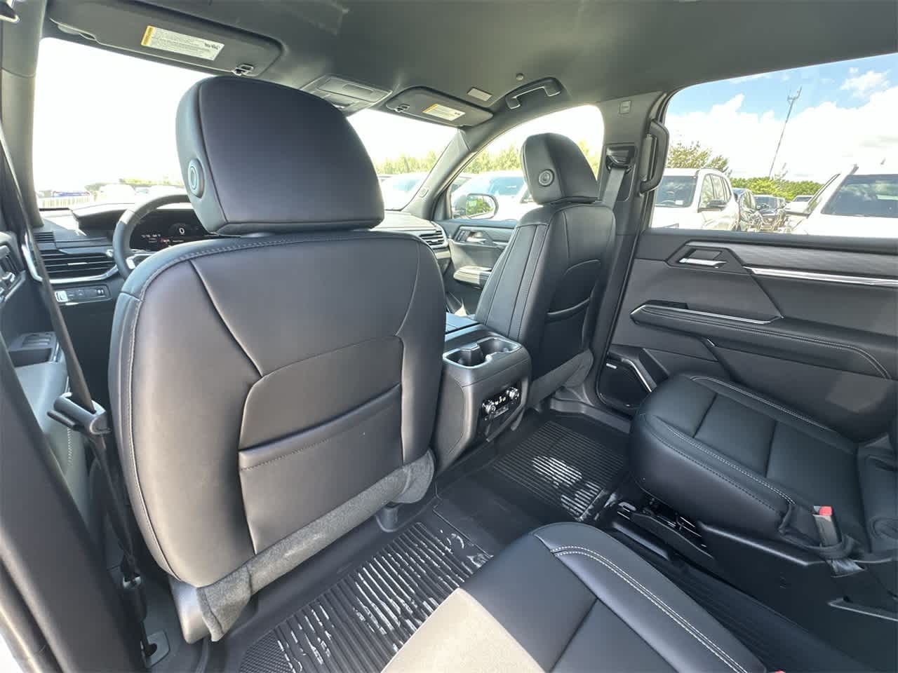 Thumbnail: 2026 GMC Acadia - 23