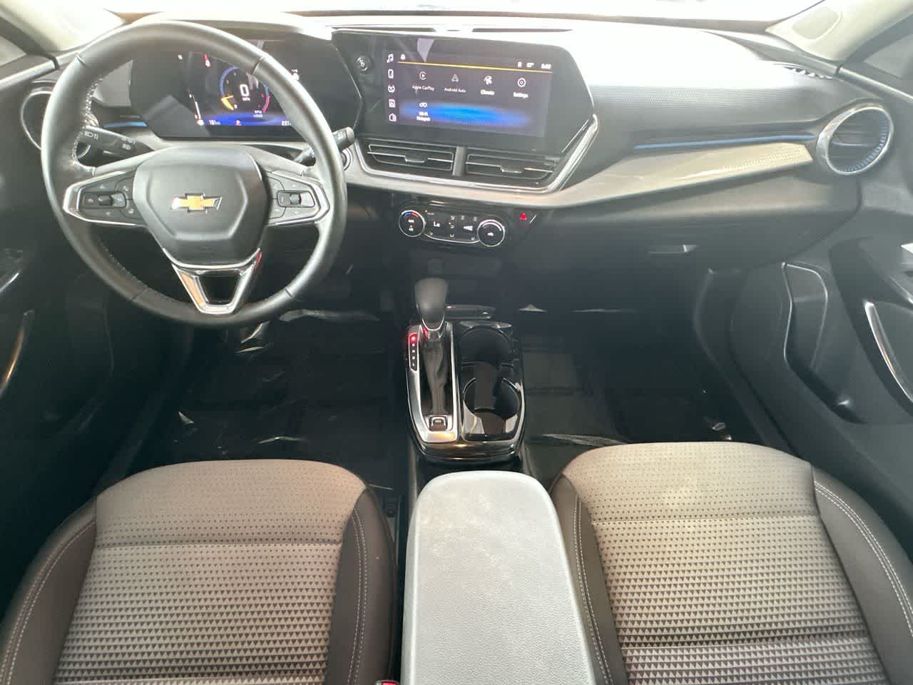 Thumbnail: 2025 Chevrolet Trax - 24