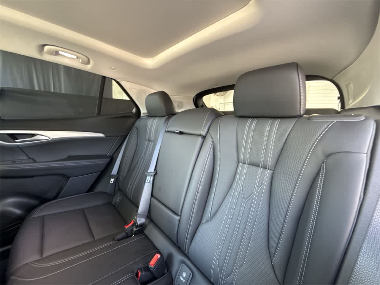 Thumbnail: 2025 Buick Envision - 22