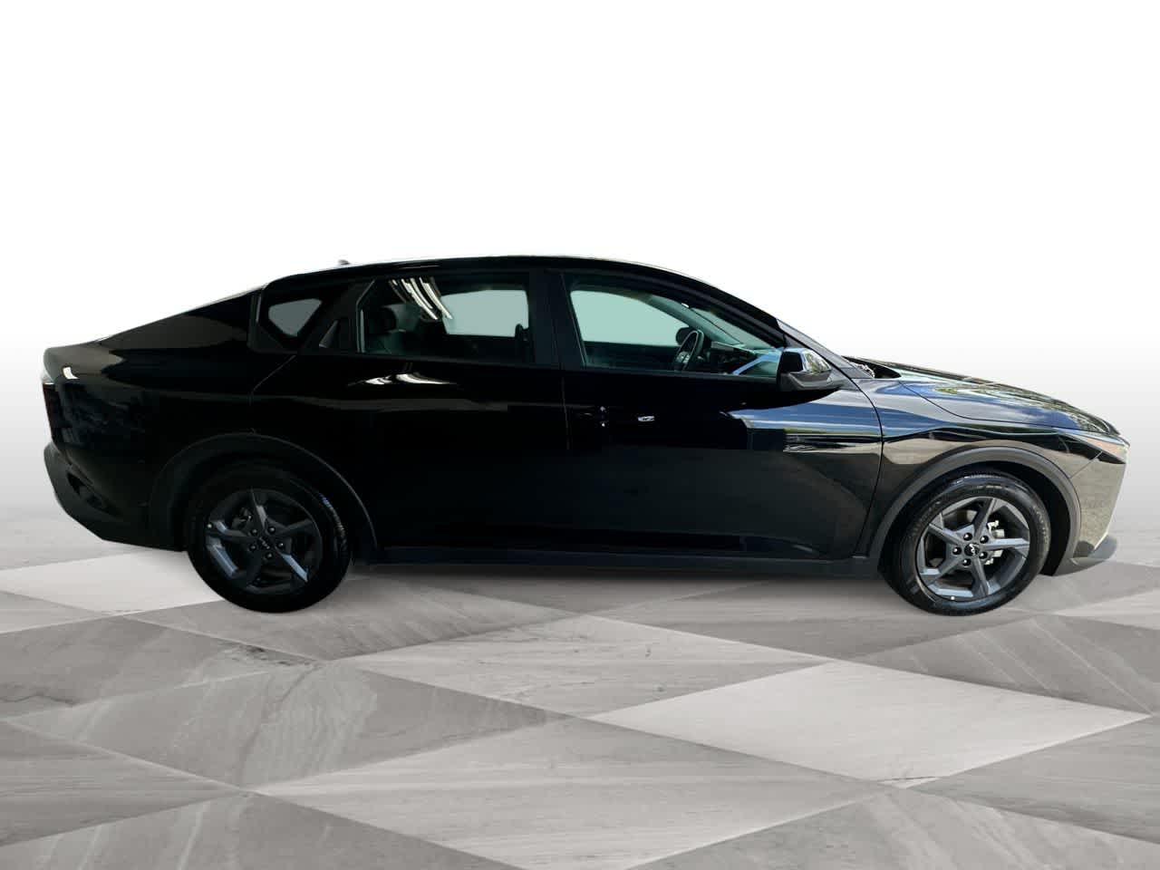 Thumbnail: 2025 Kia K4 - 9