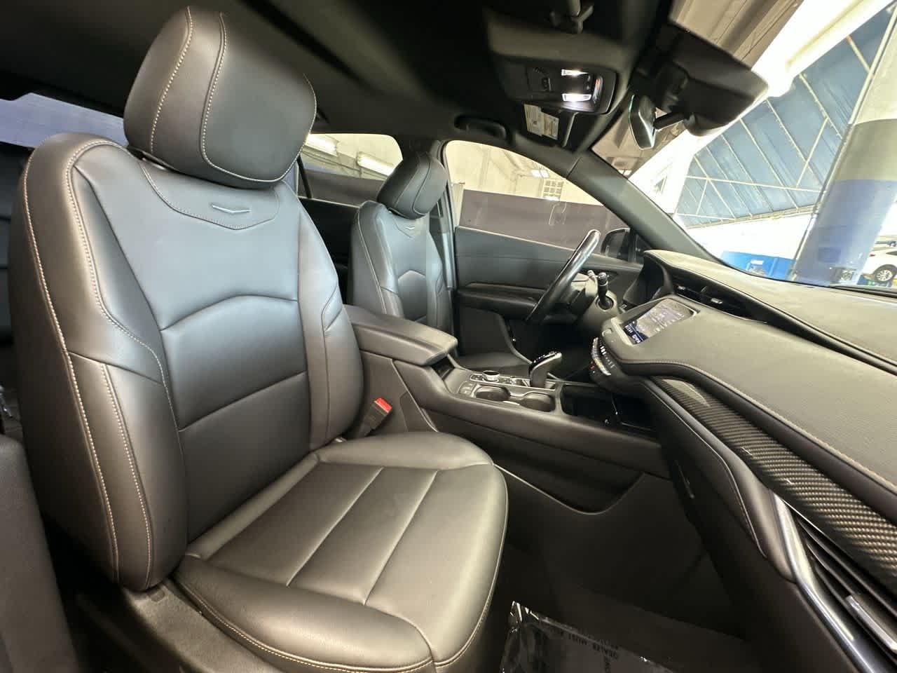 Thumbnail: 2021 Cadillac XT4 - 27