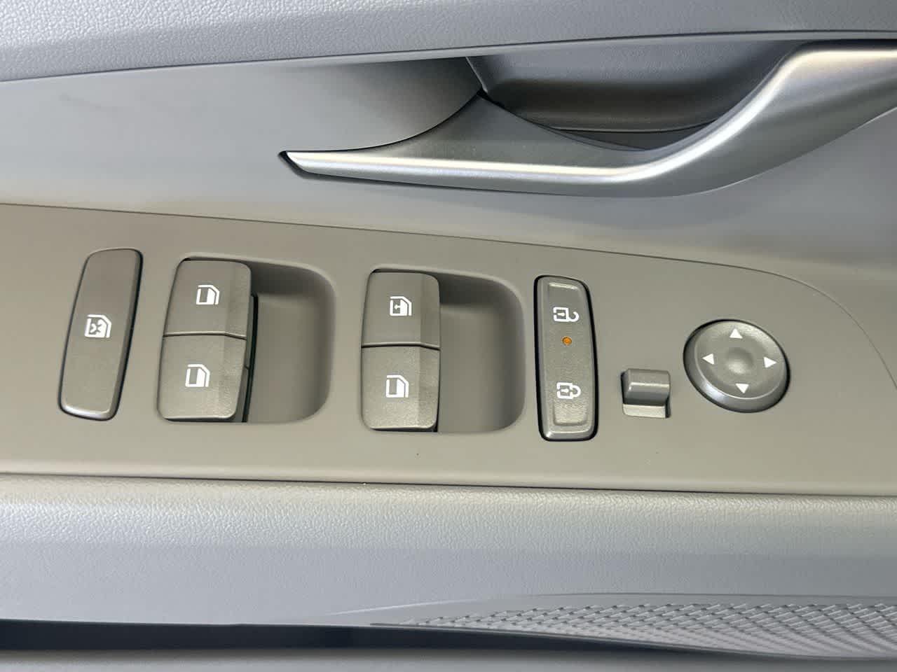 Thumbnail: 2026 Hyundai Elantra - 17