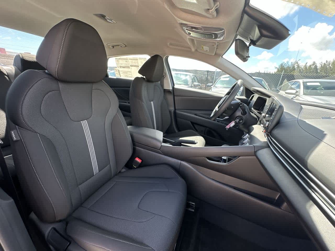 Thumbnail: 2025 Hyundai Elantra - 27