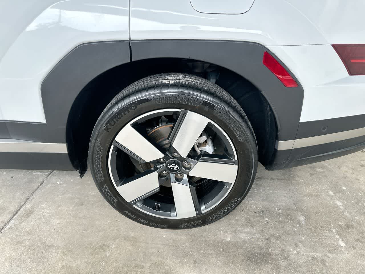 Thumbnail: 2024 Hyundai Santa Fe - 11
