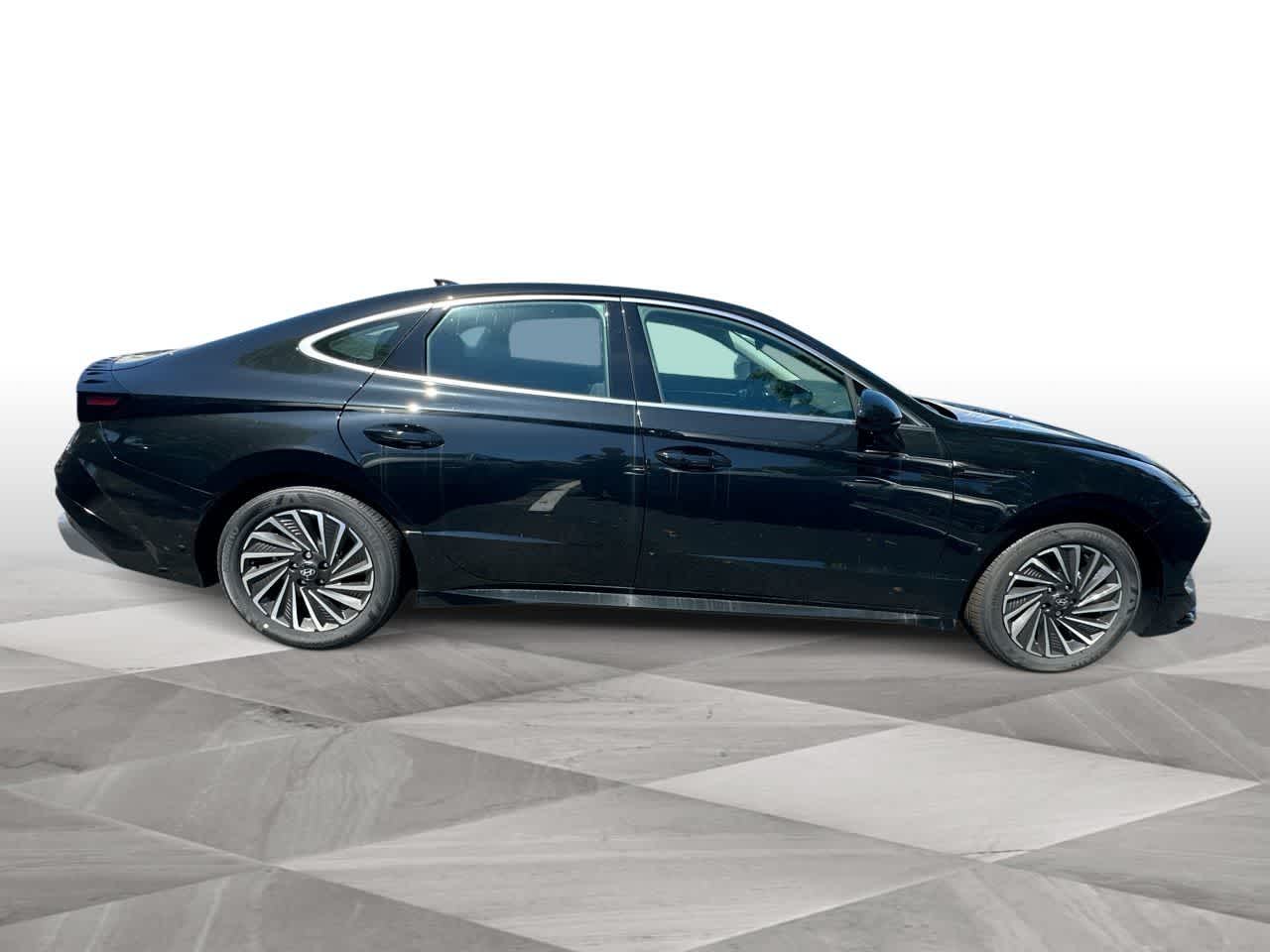 Thumbnail: 2025 Hyundai Sonata - 9