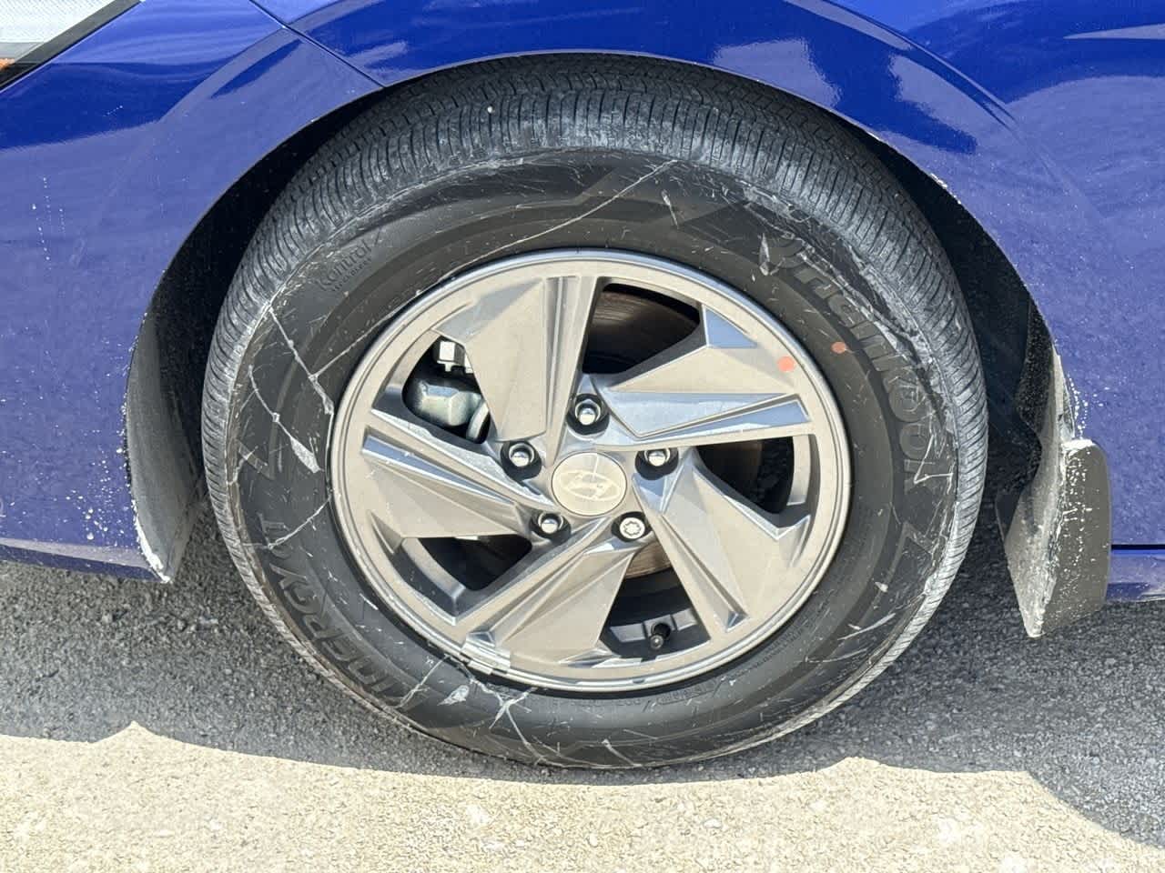 Thumbnail: 2025 Hyundai Elantra - 11