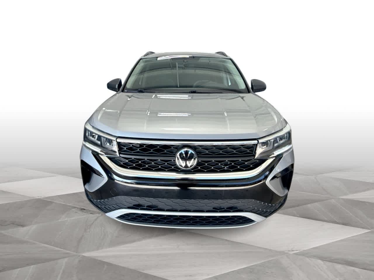 Thumbnail: 2023 Volkswagen Taos - 3