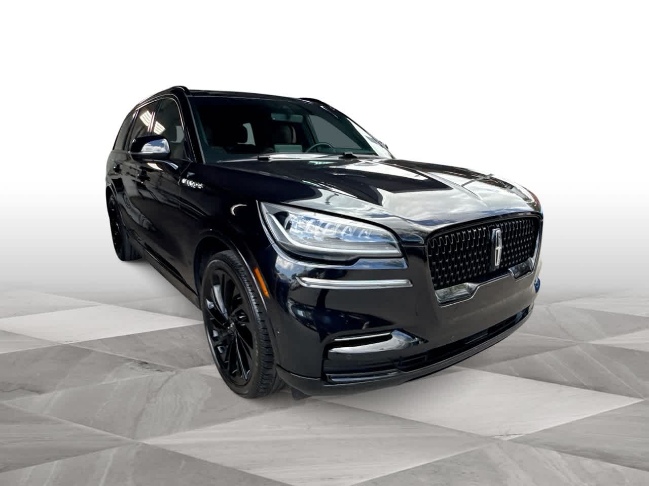 Thumbnail: 2024 Lincoln Aviator - 2