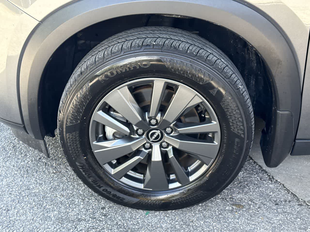 Thumbnail: 2024 Nissan Pathfinder - 11