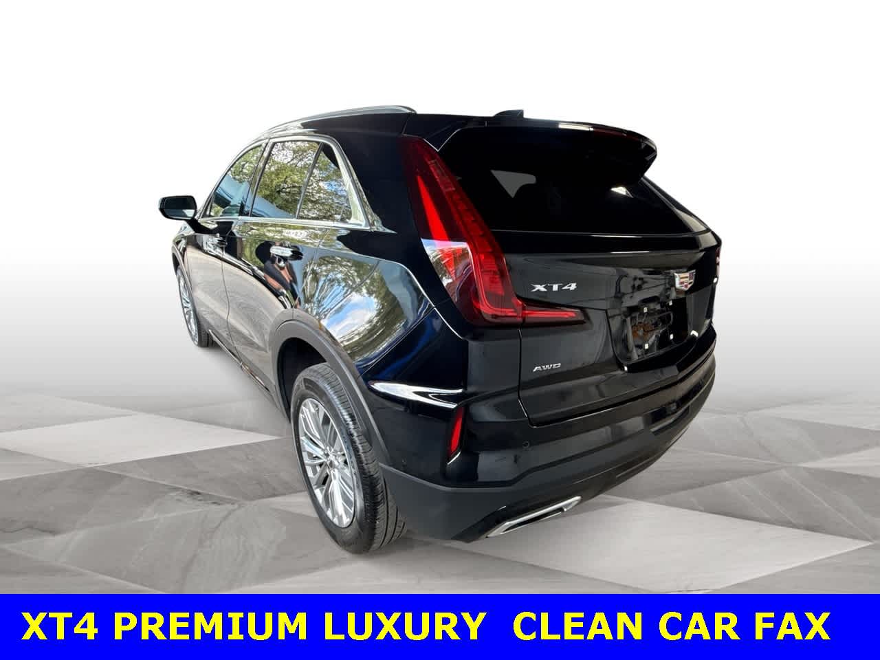 Thumbnail: 2024 Cadillac XT4 - 6