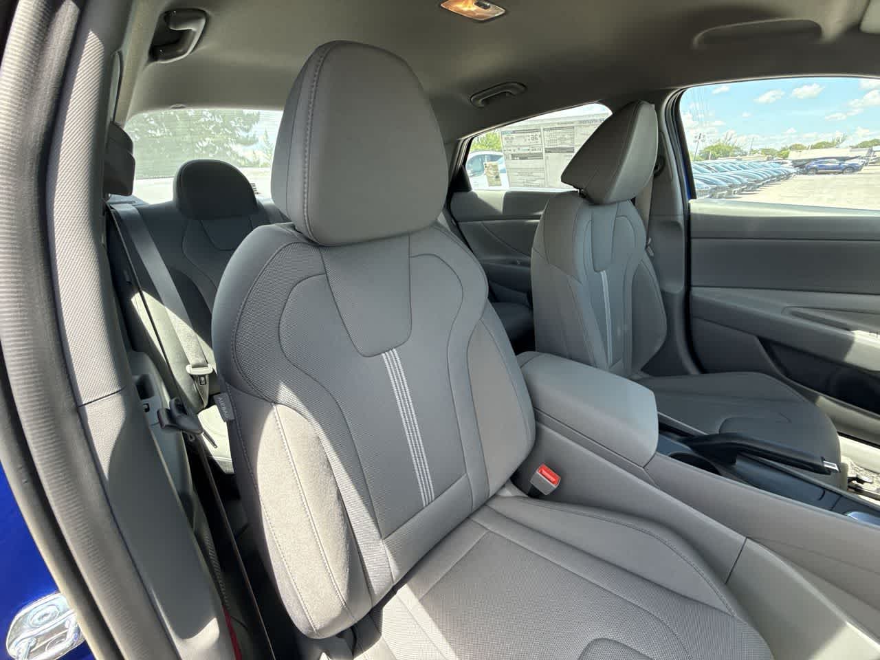 Thumbnail: 2025 Hyundai Elantra - 27