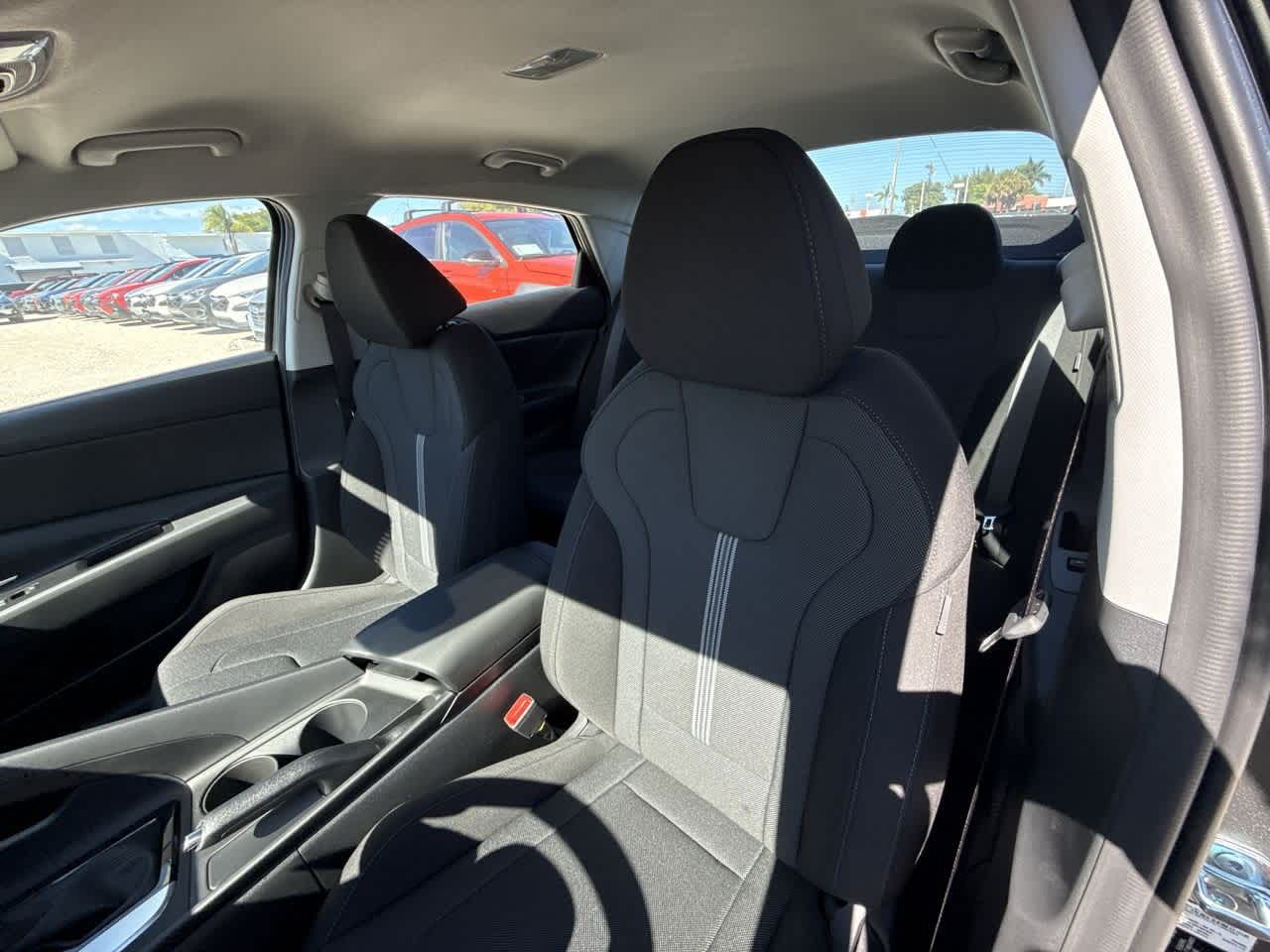 Thumbnail: 2025 Hyundai Elantra - 14