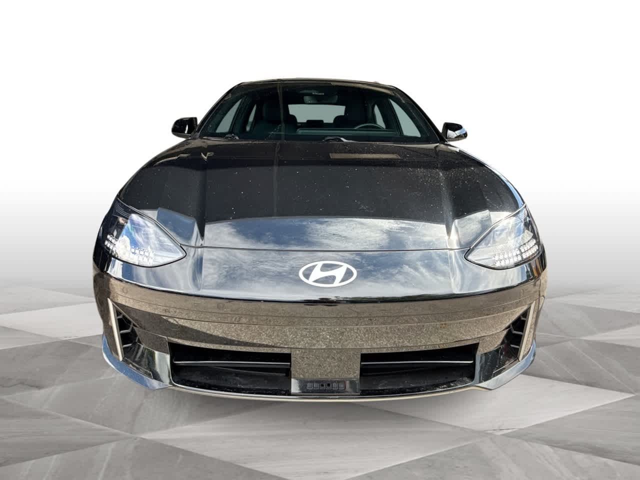 Thumbnail: 2023 Hyundai Ioniq 6 - 3