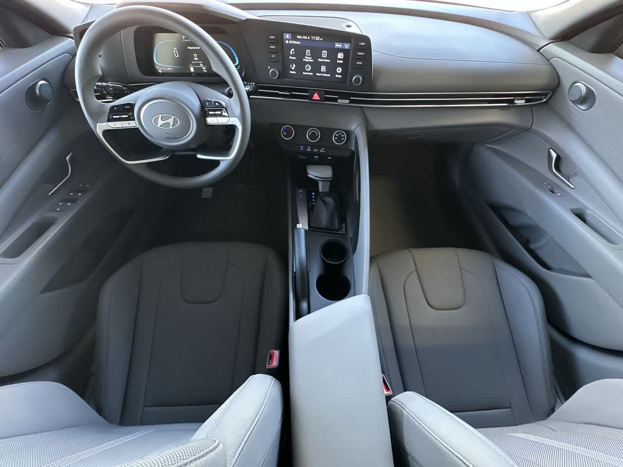 Thumbnail: 2025 Hyundai Elantra - 24