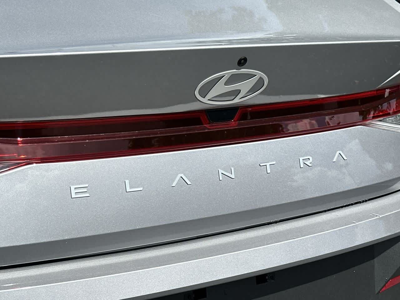 Thumbnail: 2025 Hyundai Elantra - 10