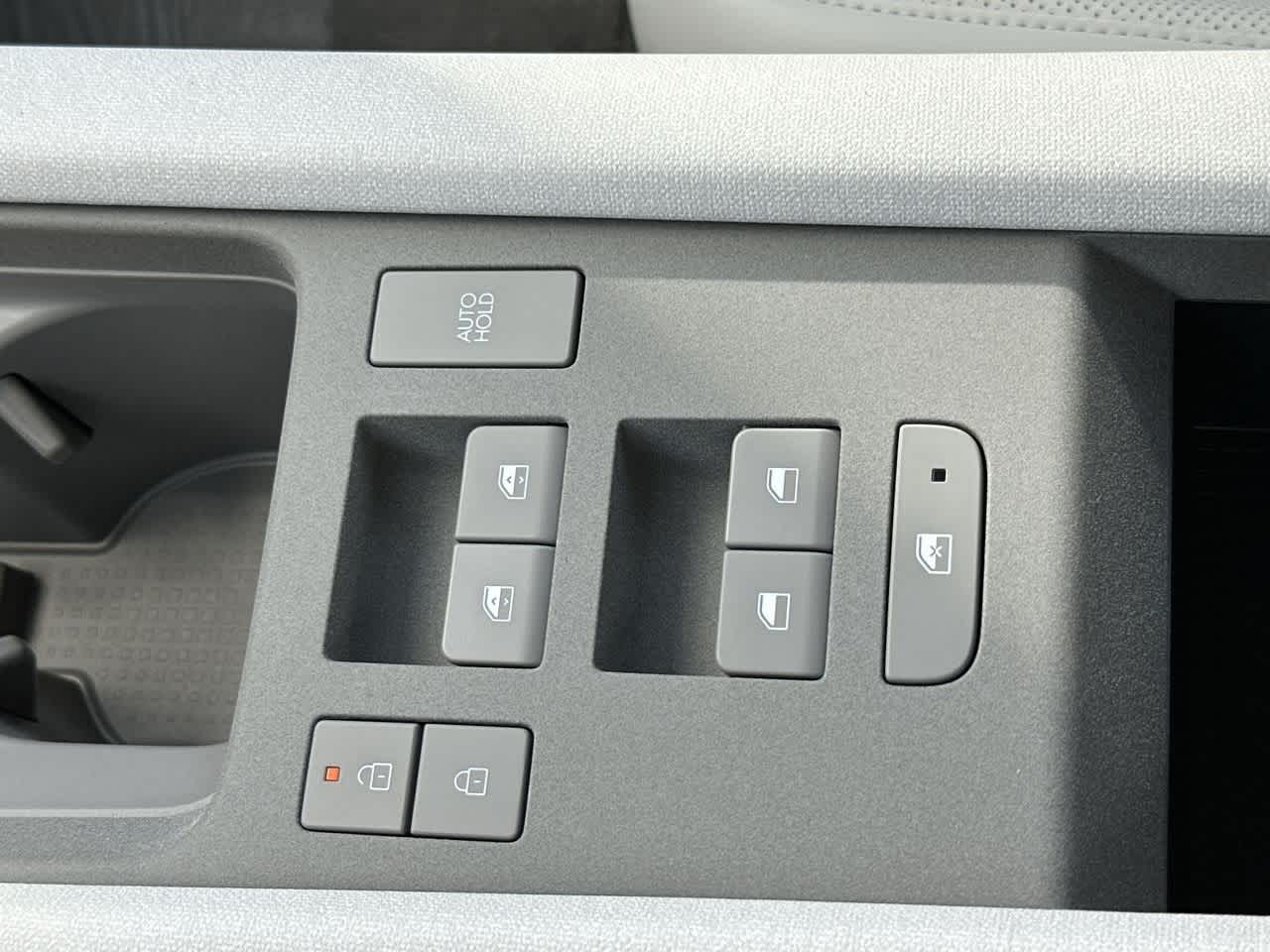 Thumbnail: 2025 Hyundai Ioniq 6 - 17