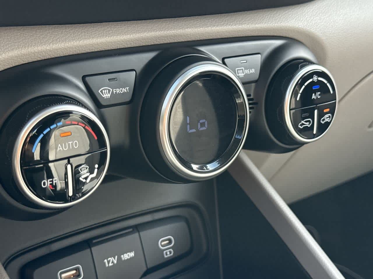 Thumbnail: 2025 Hyundai Venue - 20