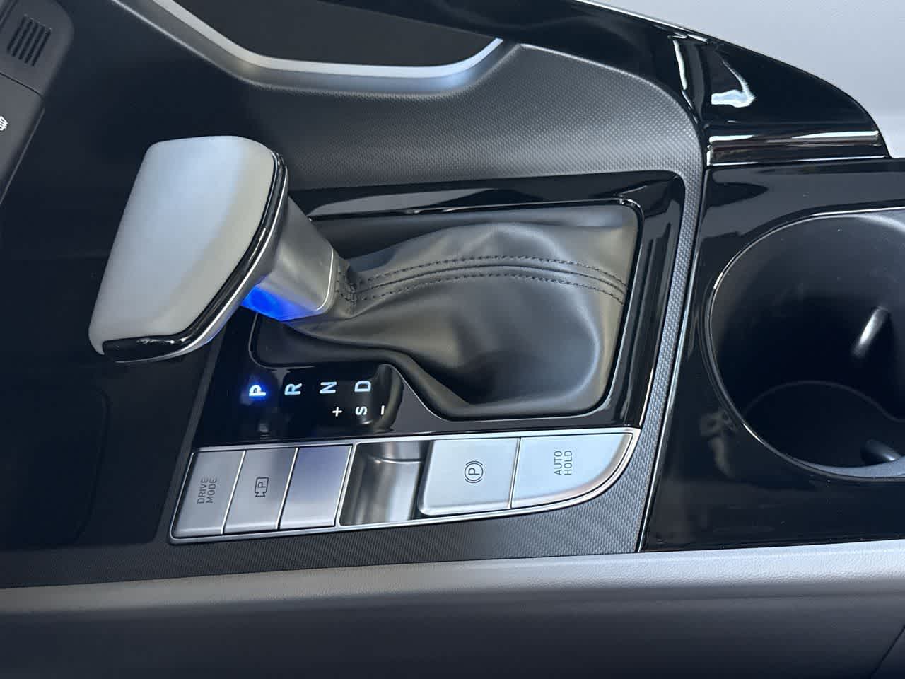 Thumbnail: 2026 Hyundai Elantra - 21