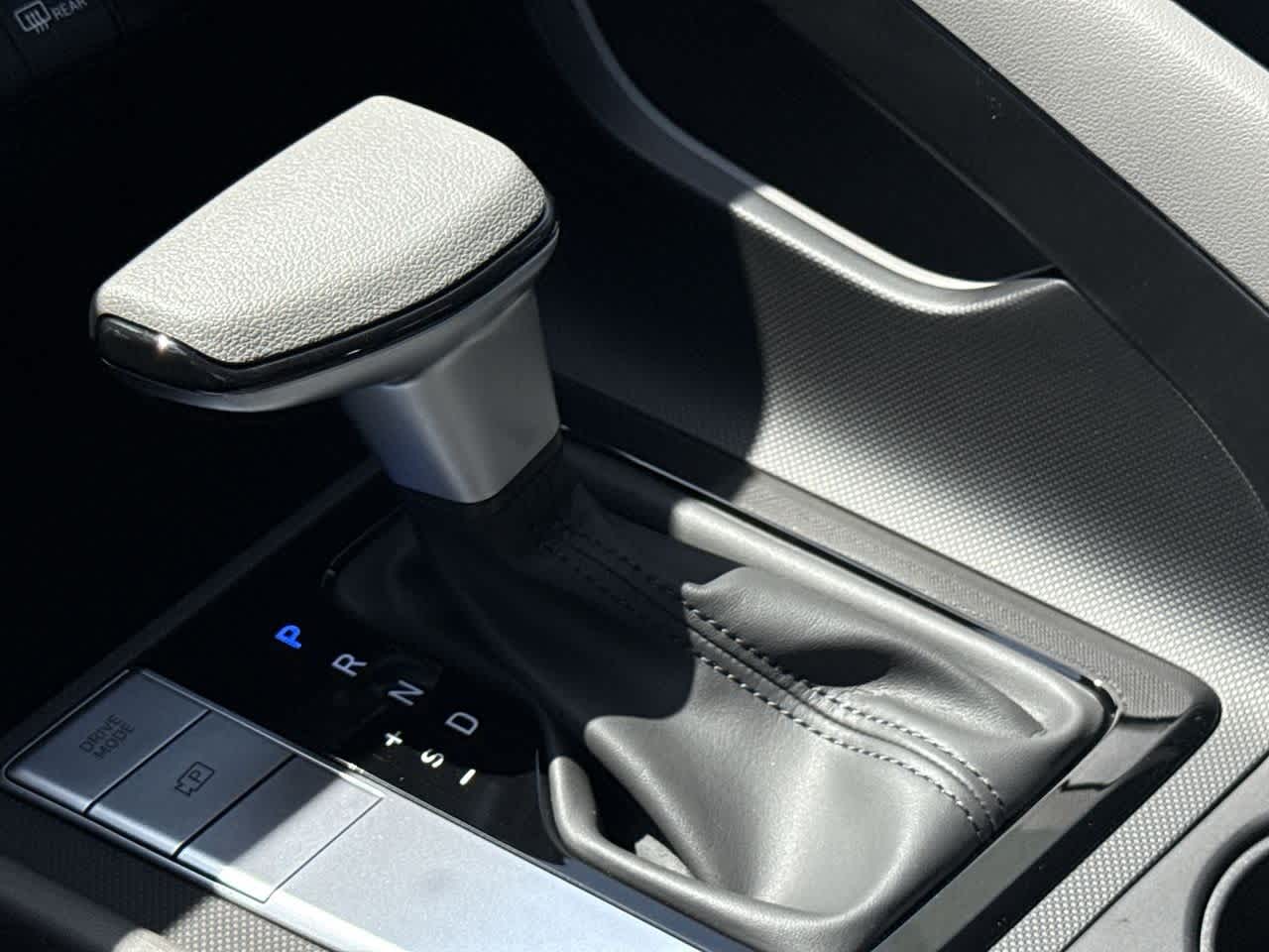 Thumbnail: 2025 Hyundai Elantra - 21