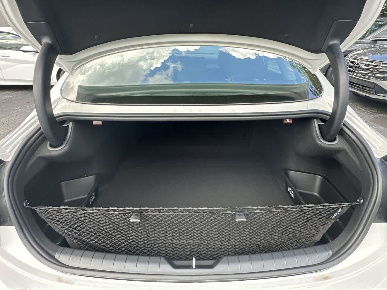 Thumbnail: 2025 Hyundai Sonata - 25