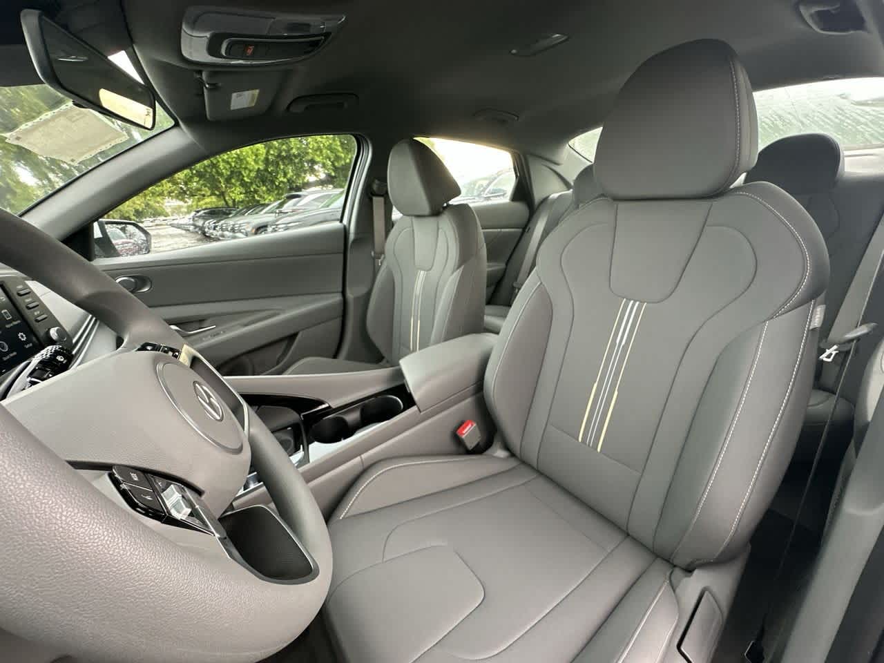 Thumbnail: 2025 Hyundai Elantra - 14