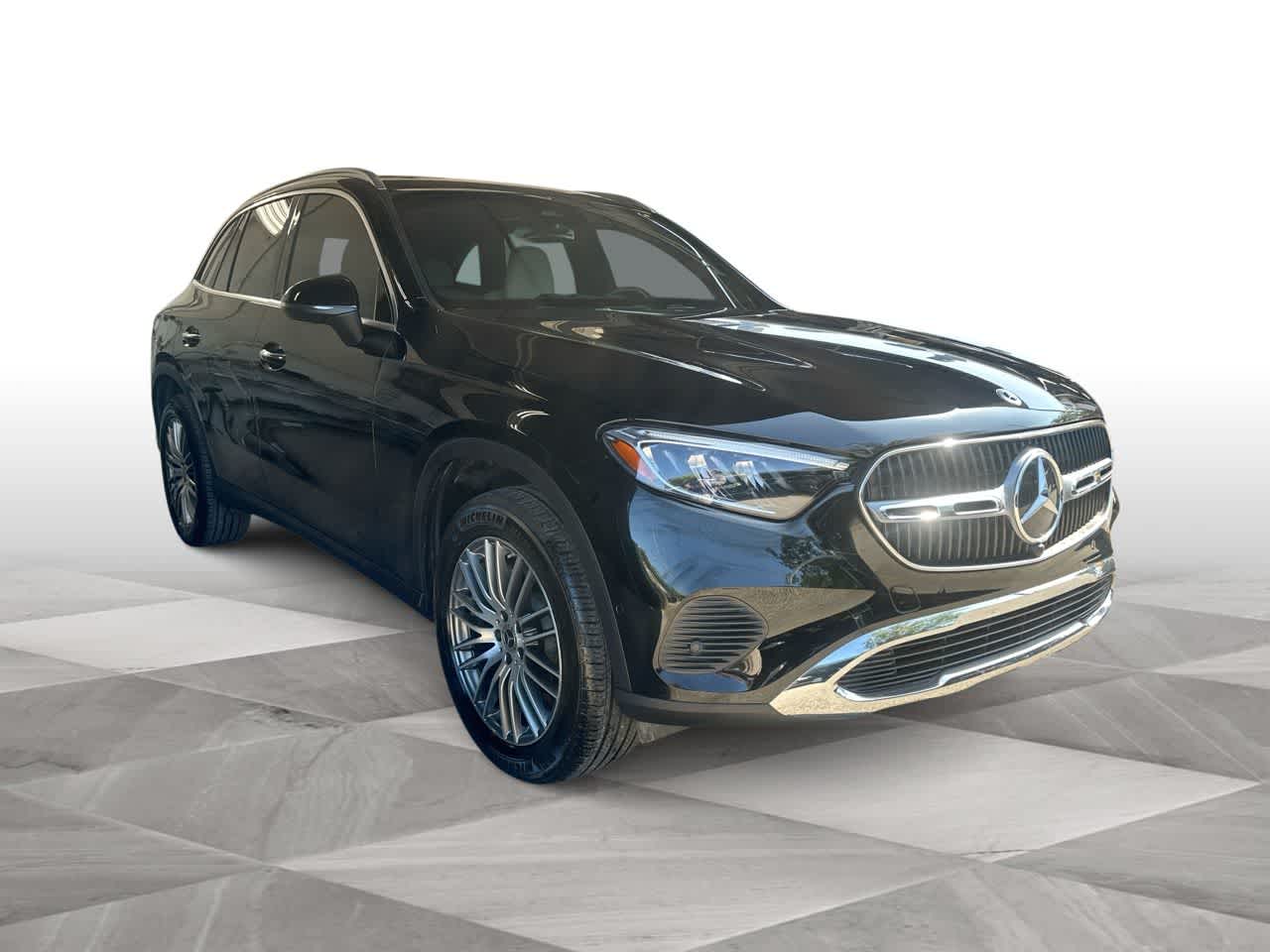Thumbnail: 2024 Mercedes-Benz GLC - 2