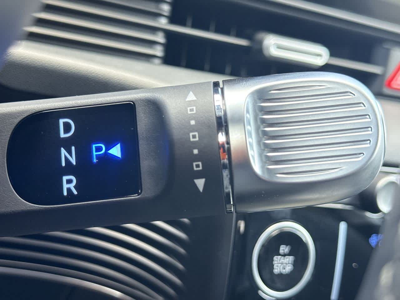 Thumbnail: 2025 Hyundai Ioniq 5 - 21