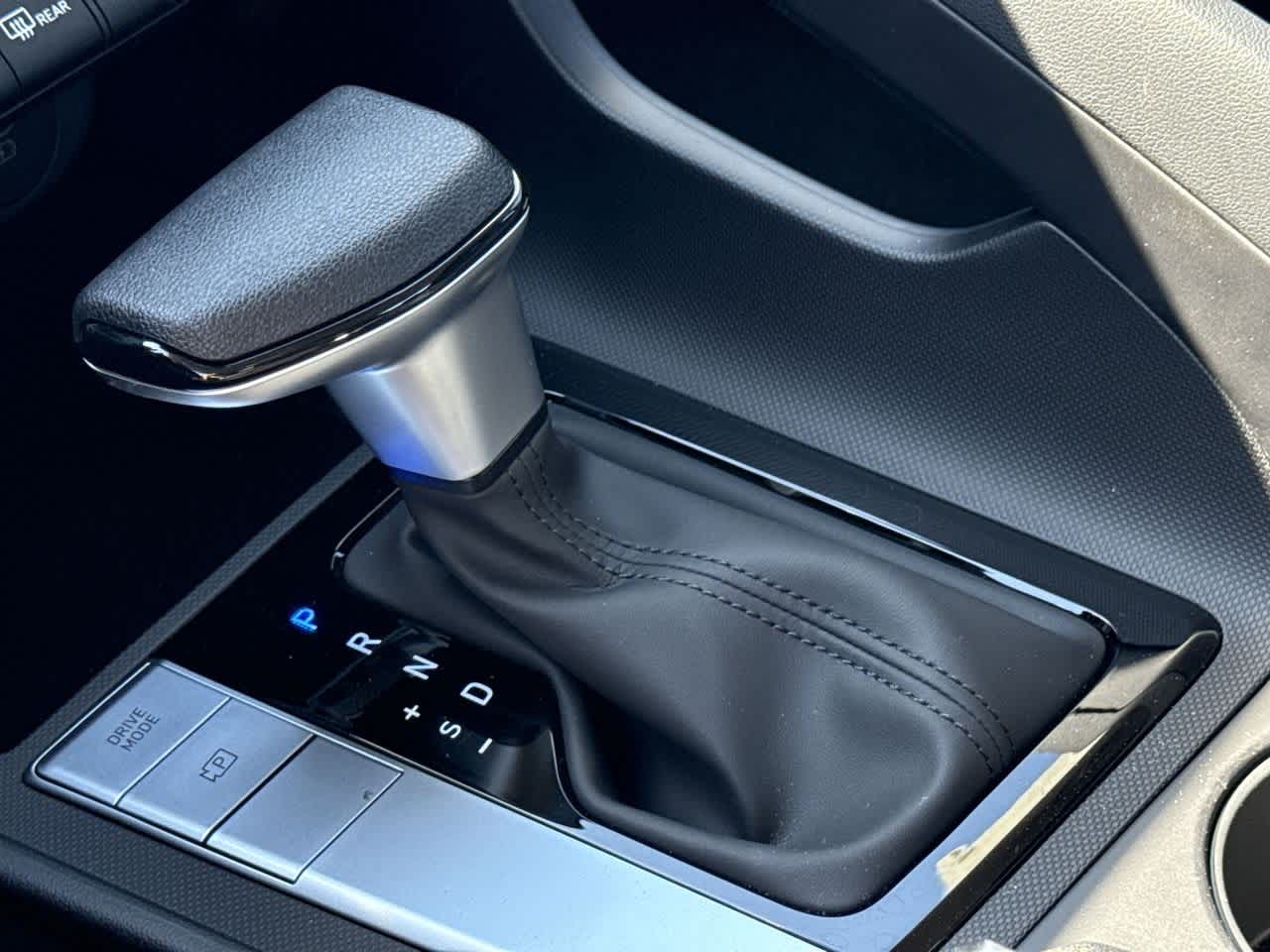 Thumbnail: 2025 Hyundai Elantra - 21