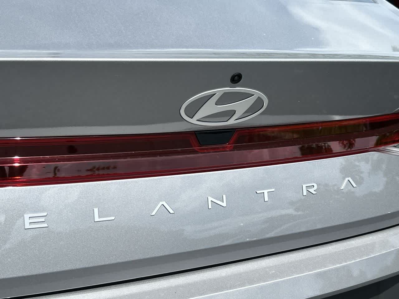 Thumbnail: 2025 Hyundai Elantra - 10