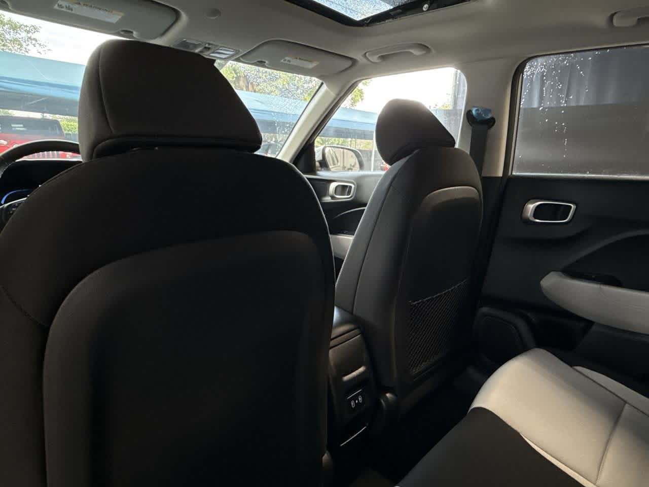 Thumbnail: 2025 Hyundai Venue - 23