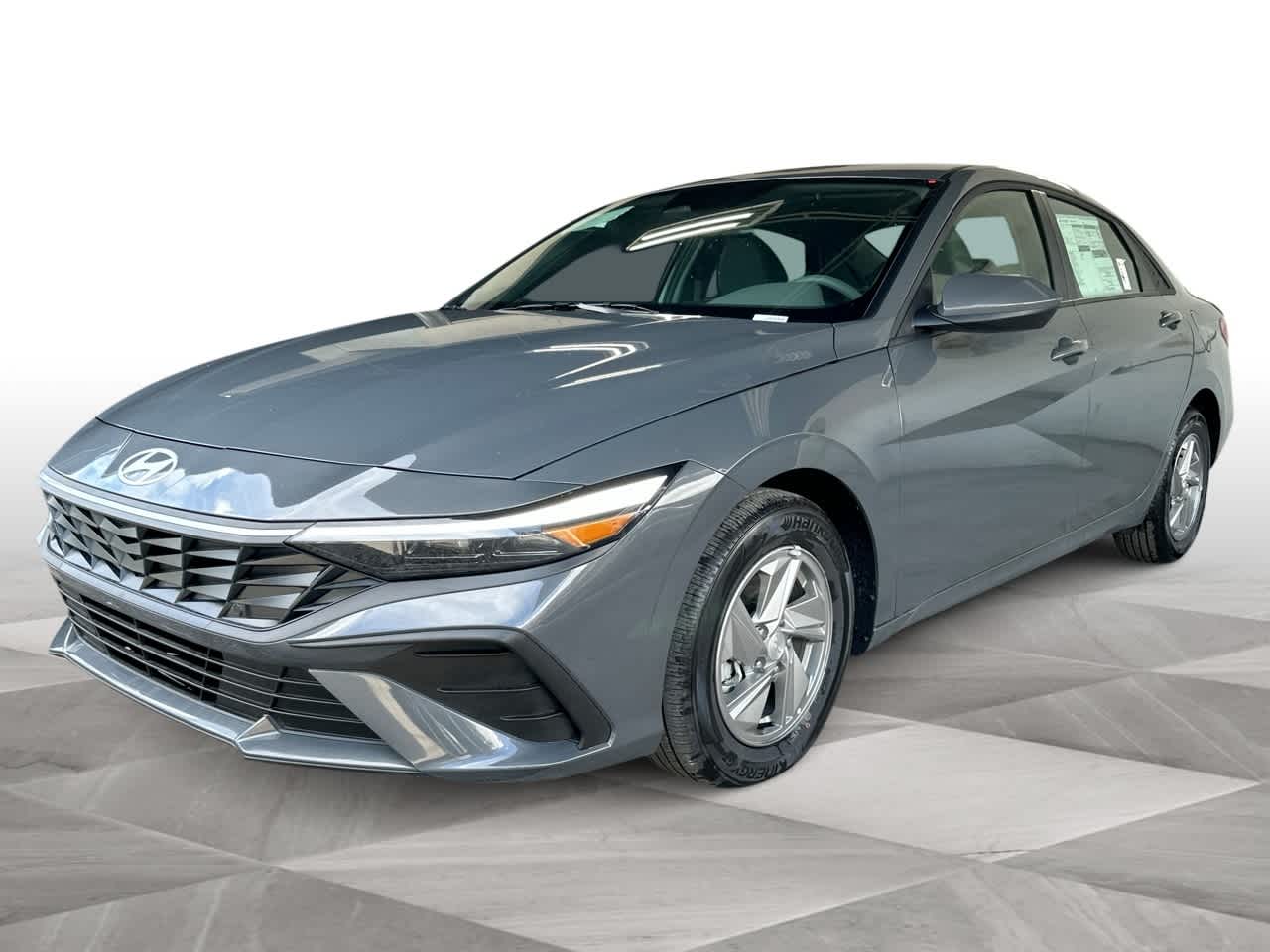 Thumbnail: 2025 Hyundai Elantra - 4