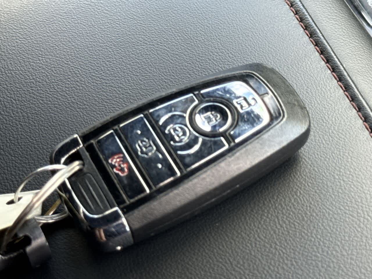 Thumbnail: 2024 Lincoln Aviator - 28