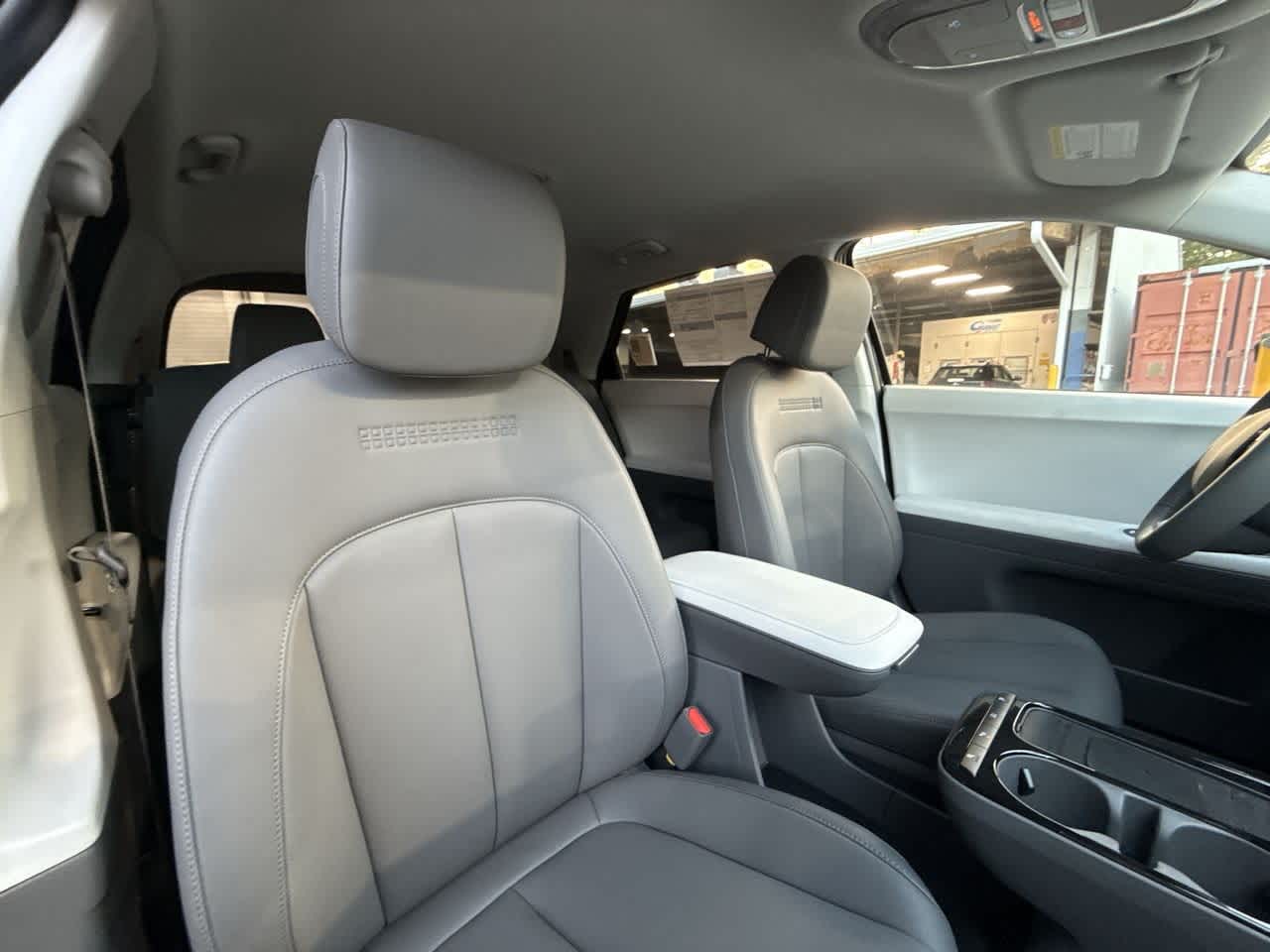 Thumbnail: 2026 Hyundai Ioniq 5 - 27