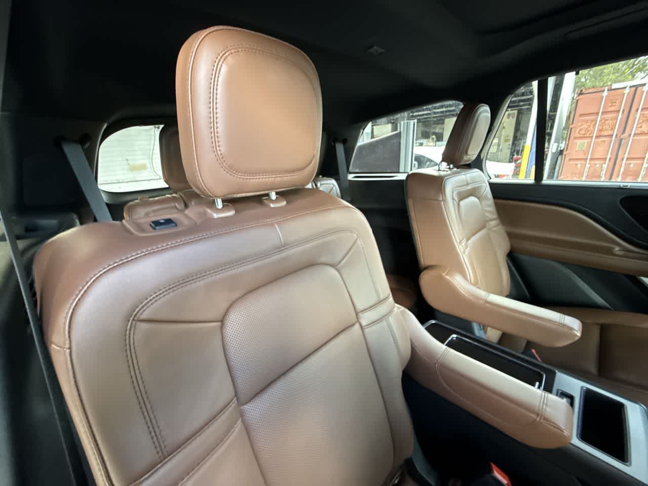 Thumbnail: 2024 Lincoln Aviator - 26